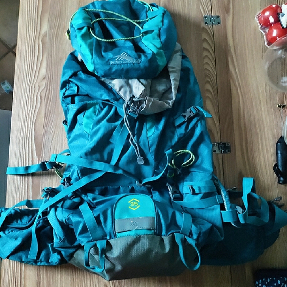 High Sierra 35L Hiking Backpack